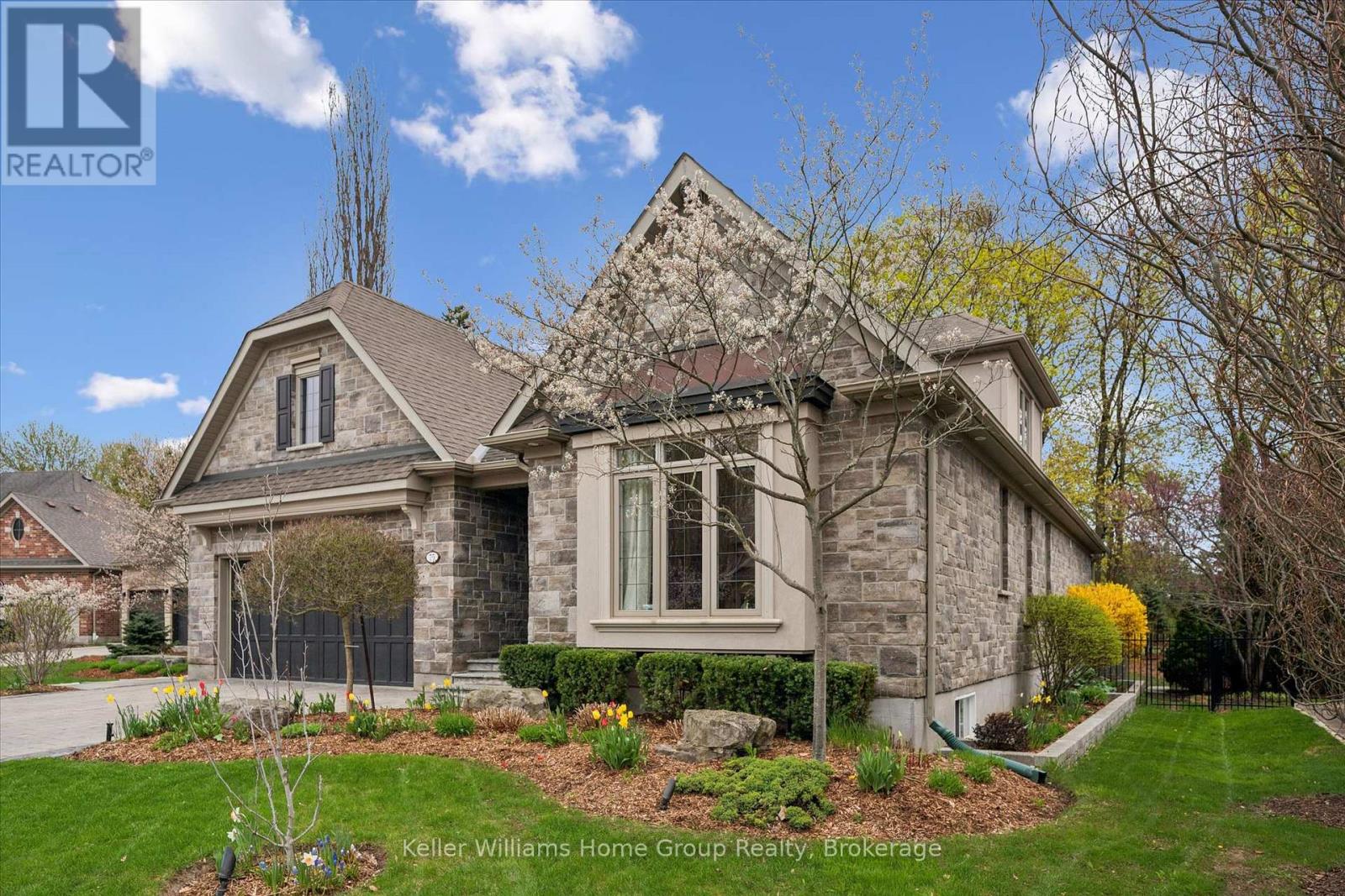 75 Woodside Road, Guelph, Ontario  N1G 2H1 - Photo 2 - X13436940