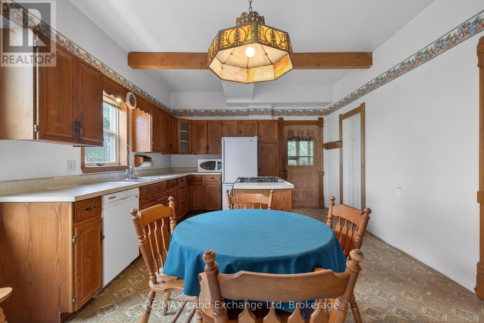 484 Queen Street, North Huron, Ontario  N0M 1H0 - Photo 11 - X13437250