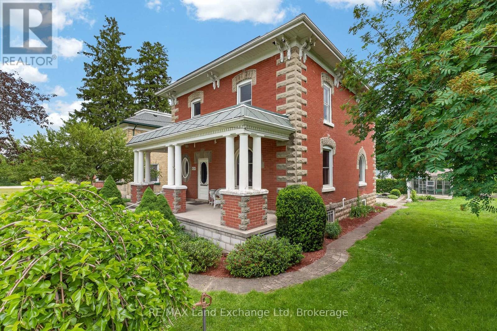 484 Queen Street, North Huron, Ontario  N0M 1H0 - Photo 2 - X13437250
