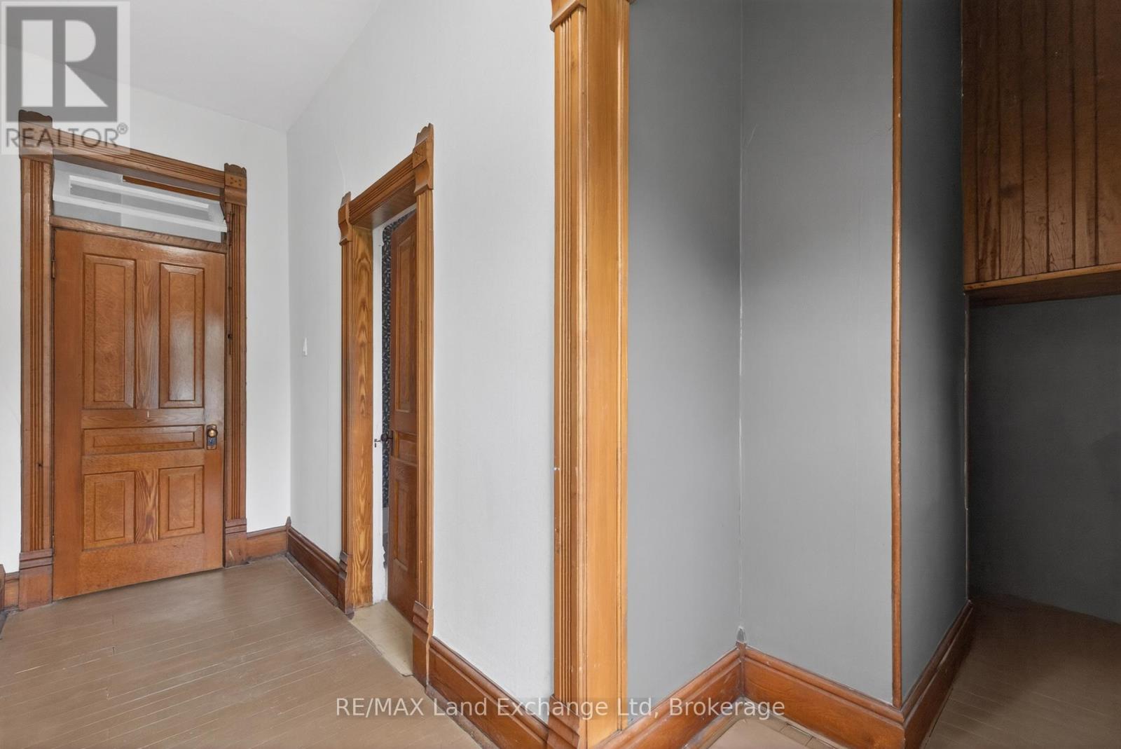 484 Queen Street, North Huron, Ontario  N0M 1H0 - Photo 22 - X13437250