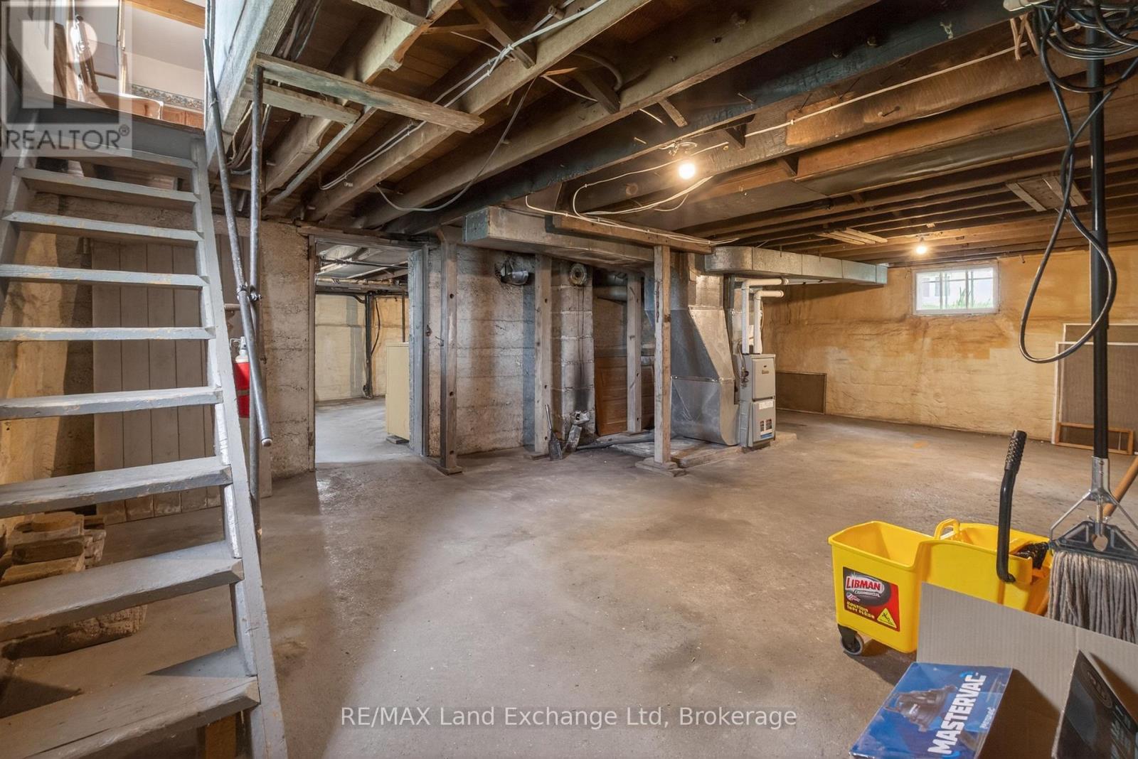 484 Queen Street, North Huron, Ontario  N0M 1H0 - Photo 30 - X13437250