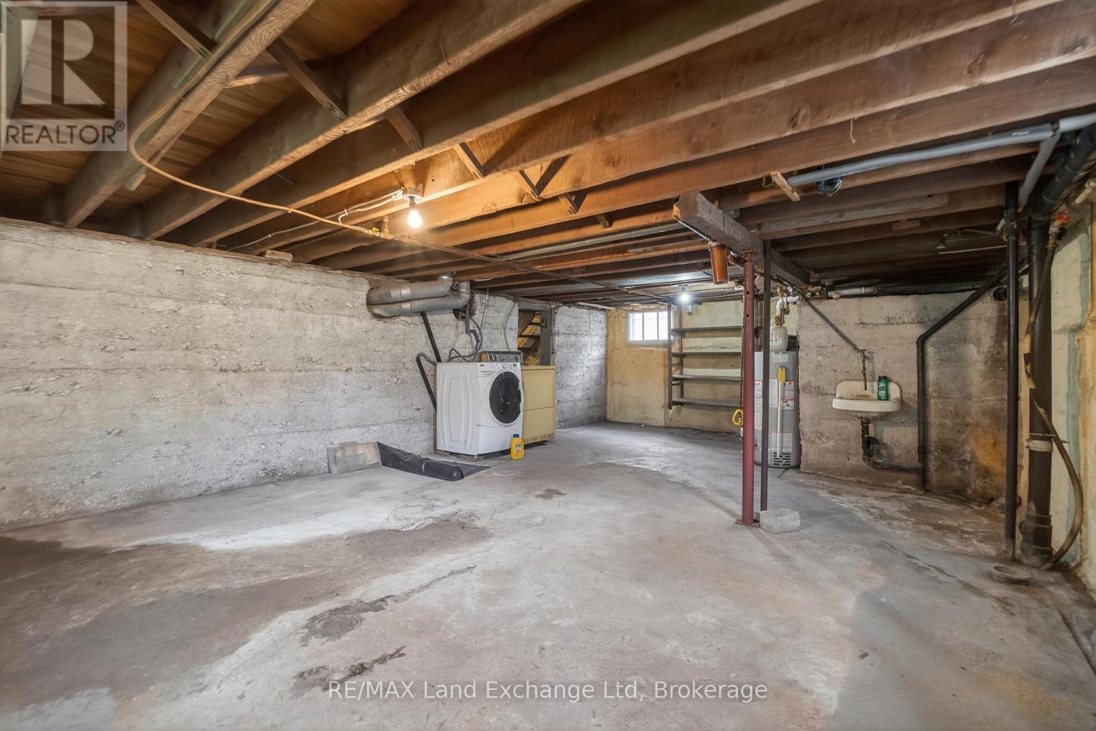 484 Queen Street, North Huron, Ontario  N0M 1H0 - Photo 31 - X13437250