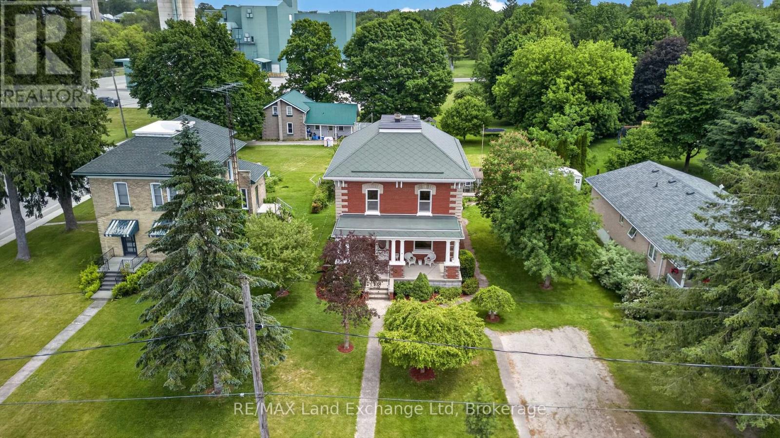 484 Queen Street, North Huron, Ontario  N0M 1H0 - Photo 36 - X13437250