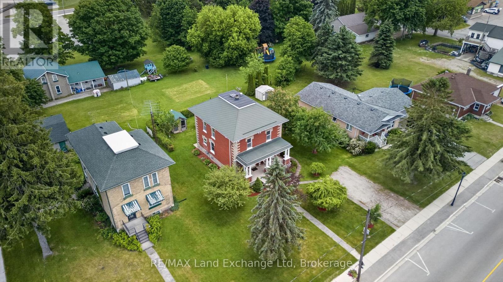 484 Queen Street, North Huron, Ontario  N0M 1H0 - Photo 39 - X13437250
