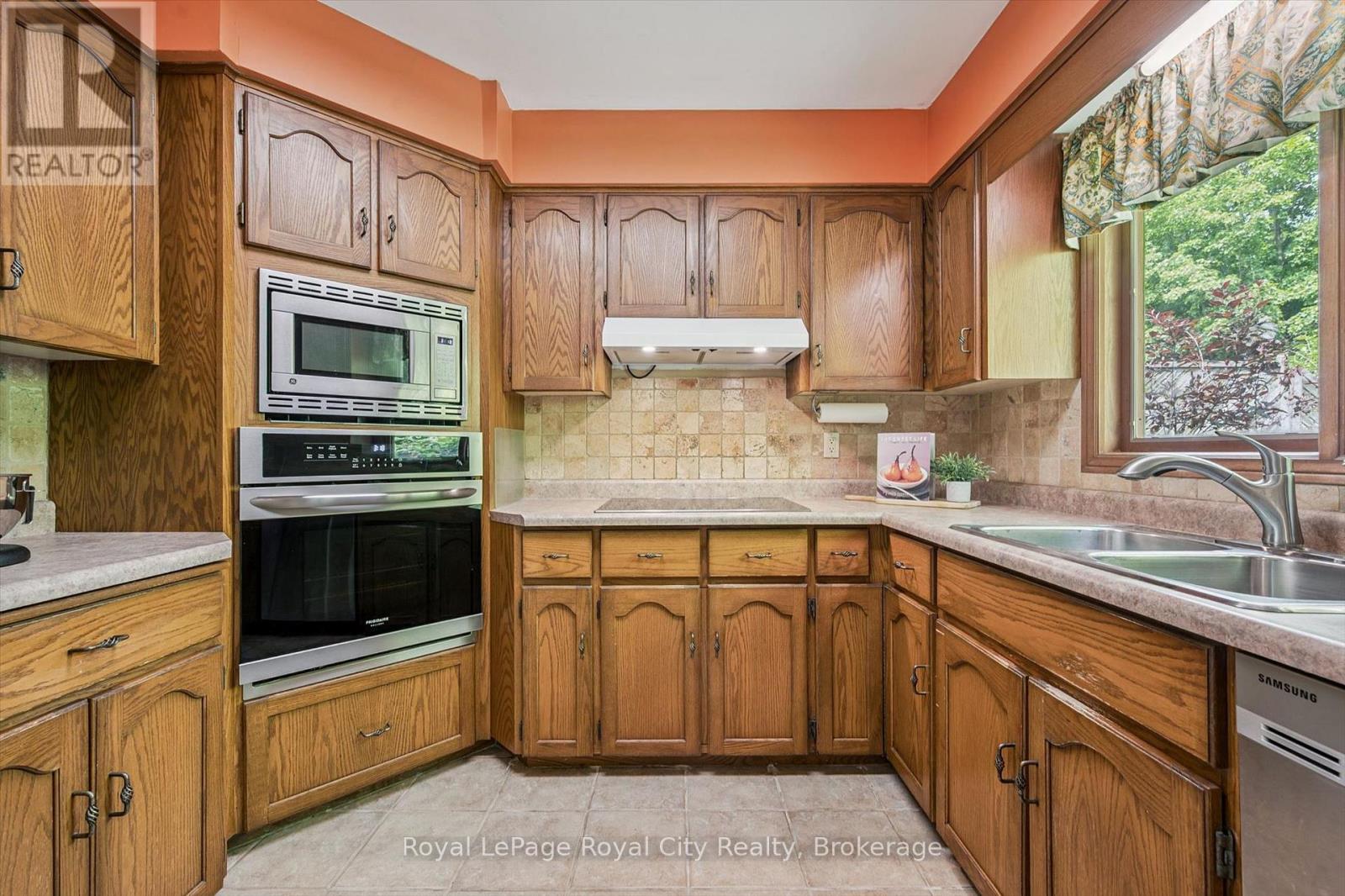 18 Mcelderry Road, Guelph, Ontario  N1G 4K3 - Photo 15 - X13437256