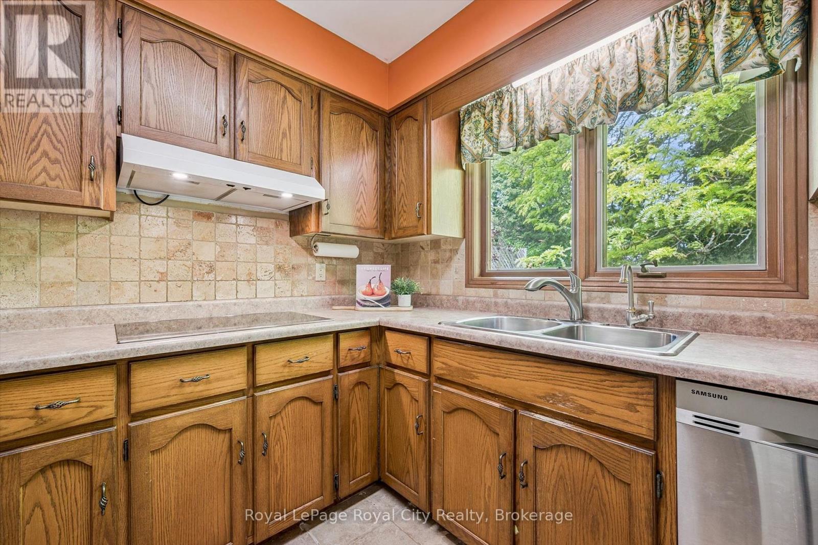 18 Mcelderry Road, Guelph, Ontario  N1G 4K3 - Photo 17 - X13437256