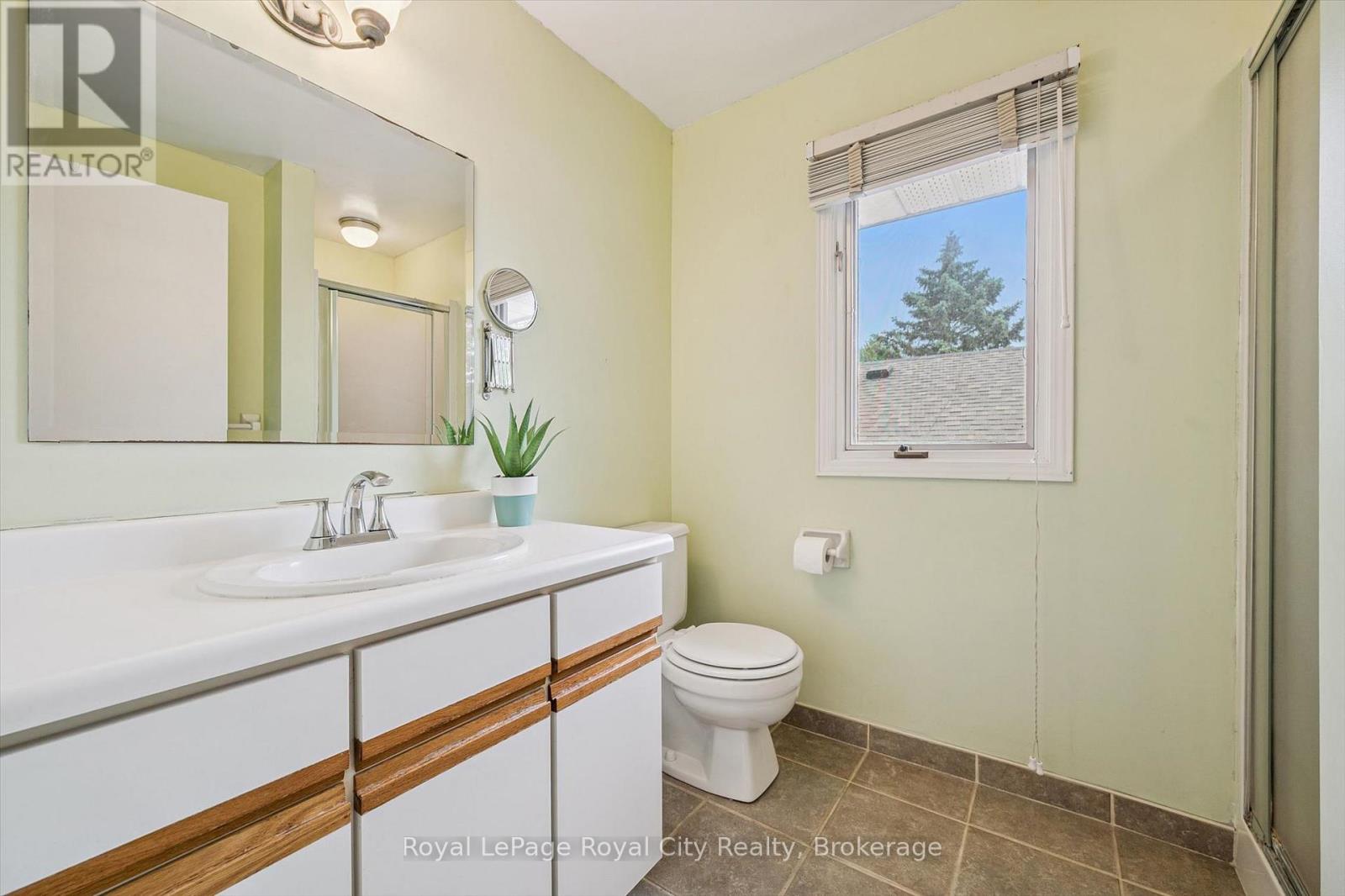 18 Mcelderry Road, Guelph, Ontario  N1G 4K3 - Photo 27 - X13437256