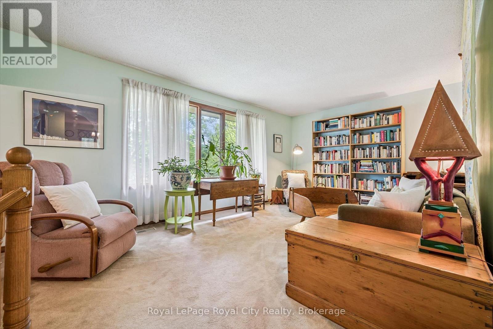 18 Mcelderry Road, Guelph, Ontario  N1G 4K3 - Photo 6 - X13437256