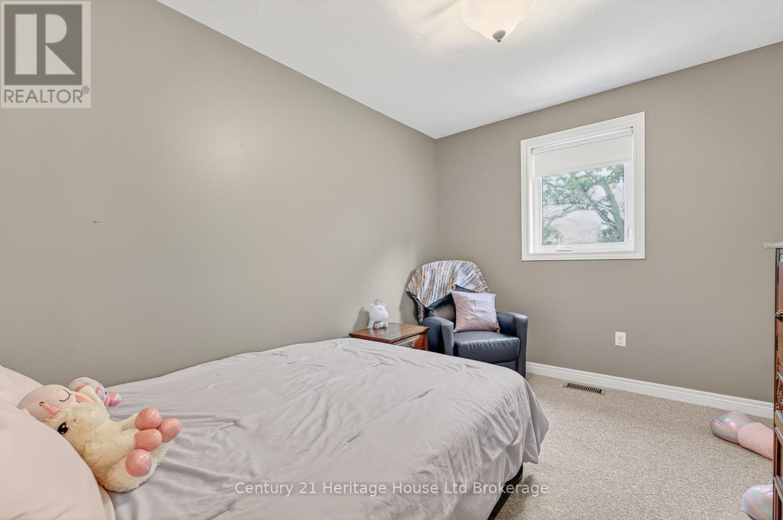 1567 Forestry Farm Road, Norfolk, Ontario  N0G 1G0 - Photo 16 - X13437712