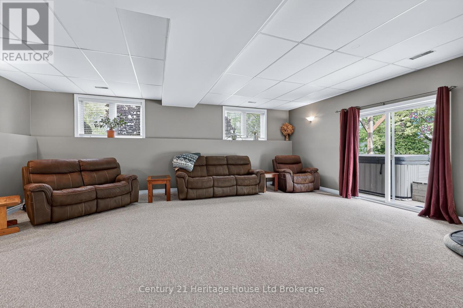 1567 Forestry Farm Road, Norfolk, Ontario  N0G 1G0 - Photo 21 - X13437712