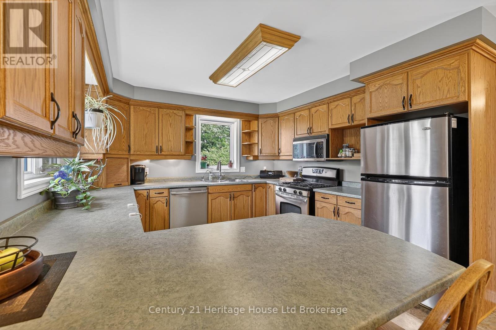 1567 Forestry Farm Road, Norfolk, Ontario  N0G 1G0 - Photo 9 - X13437712