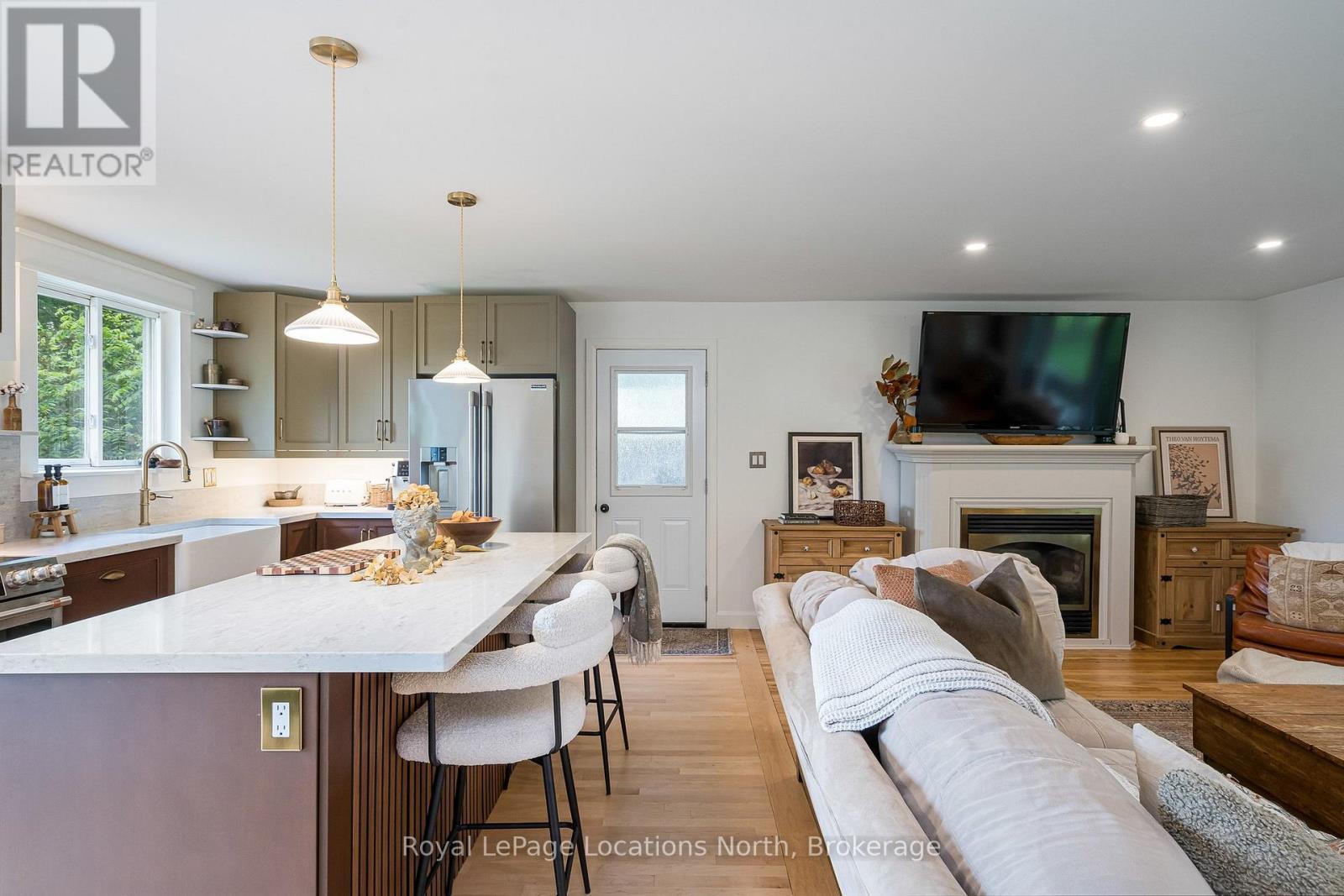 46 Townley Street, Clearview, Ontario  L0M 1P0 - Photo 23 - S13437780