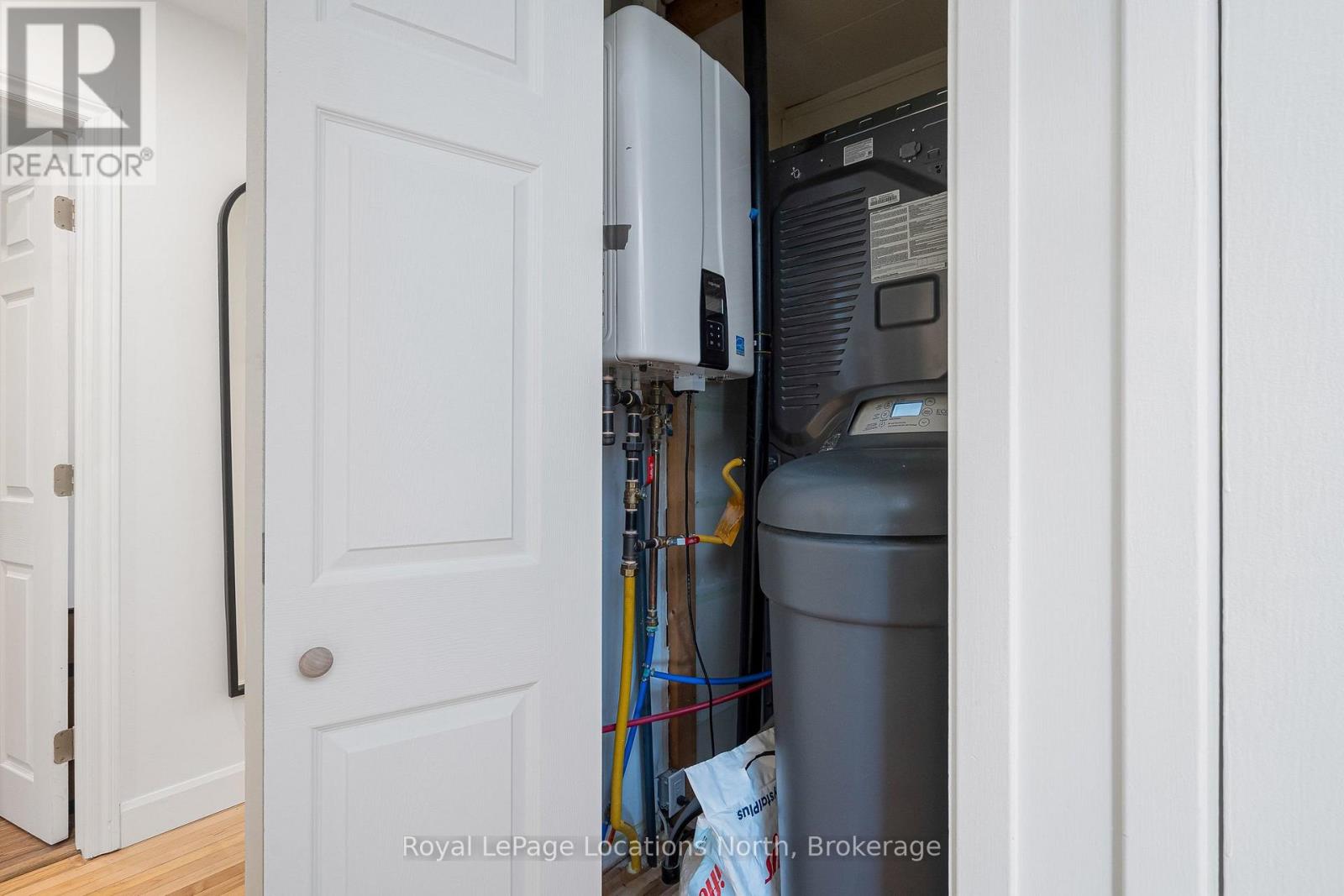 46 Townley Street, Clearview, Ontario  L0M 1P0 - Photo 34 - S13437780