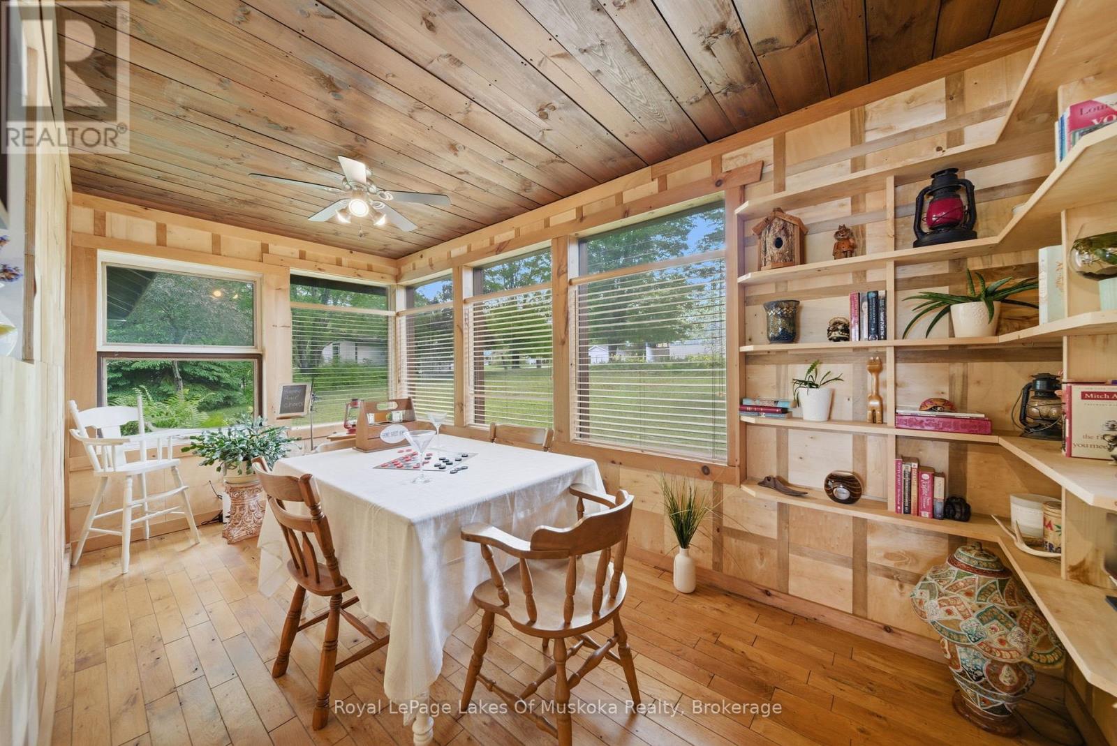 11 Carol Street W, Lake Of Bays, Ontario  P0B 1A0 - Photo 12 - X13437564