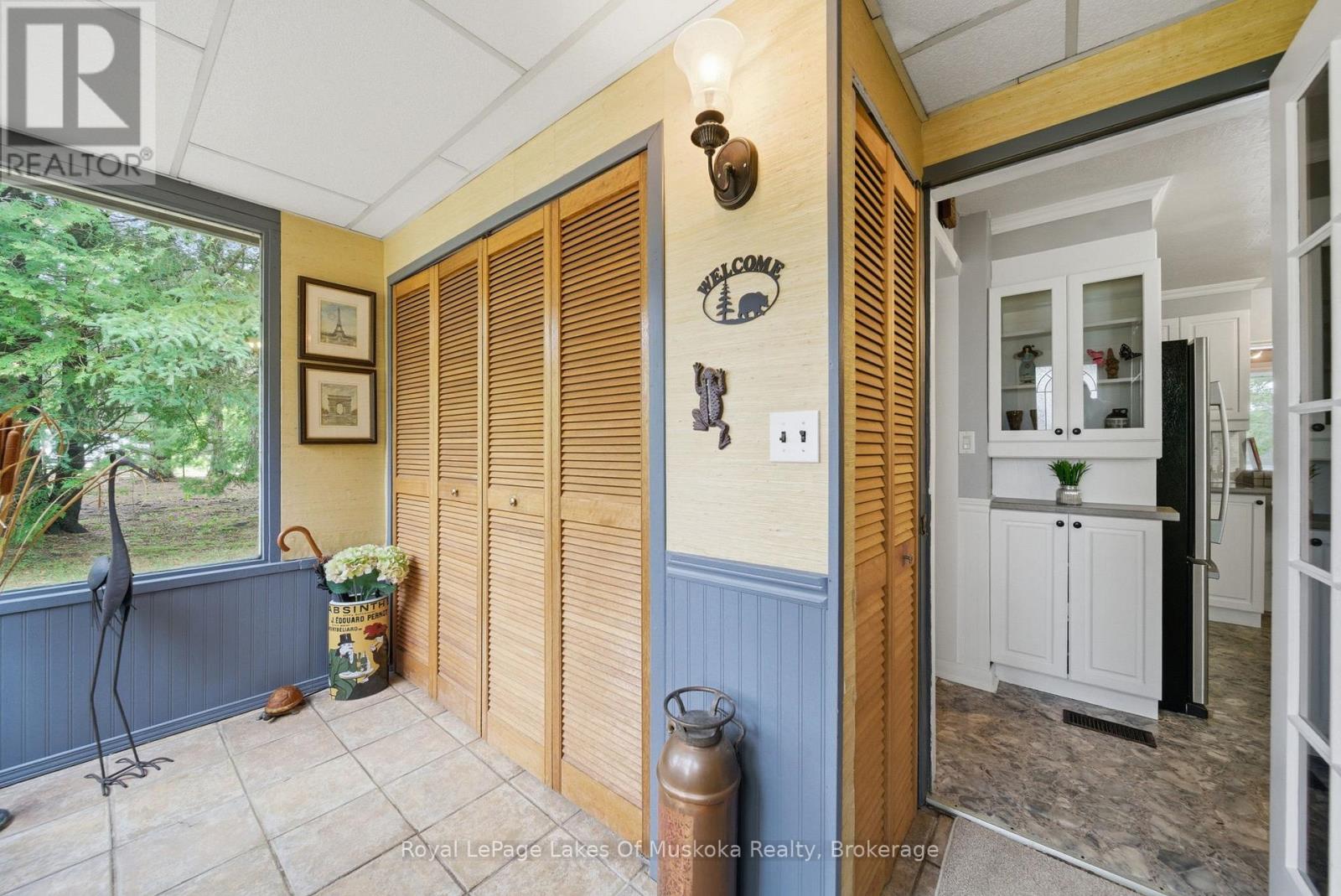 11 Carol Street W, Lake Of Bays, Ontario  P0B 1A0 - Photo 7 - X13437564