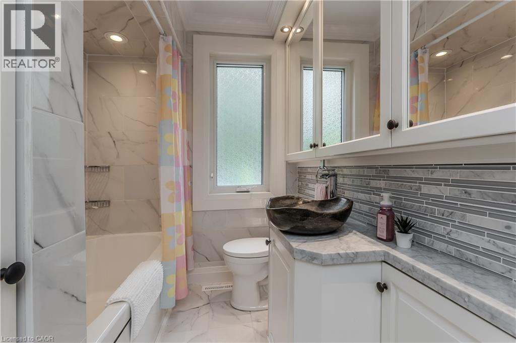272 Goodram Drive, Burlington, Ontario  L7L 2J5 - Photo 27 - 40839194