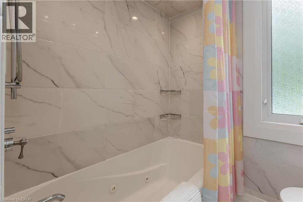 272 Goodram Drive, Burlington, Ontario  L7L 2J5 - Photo 28 - 40839194