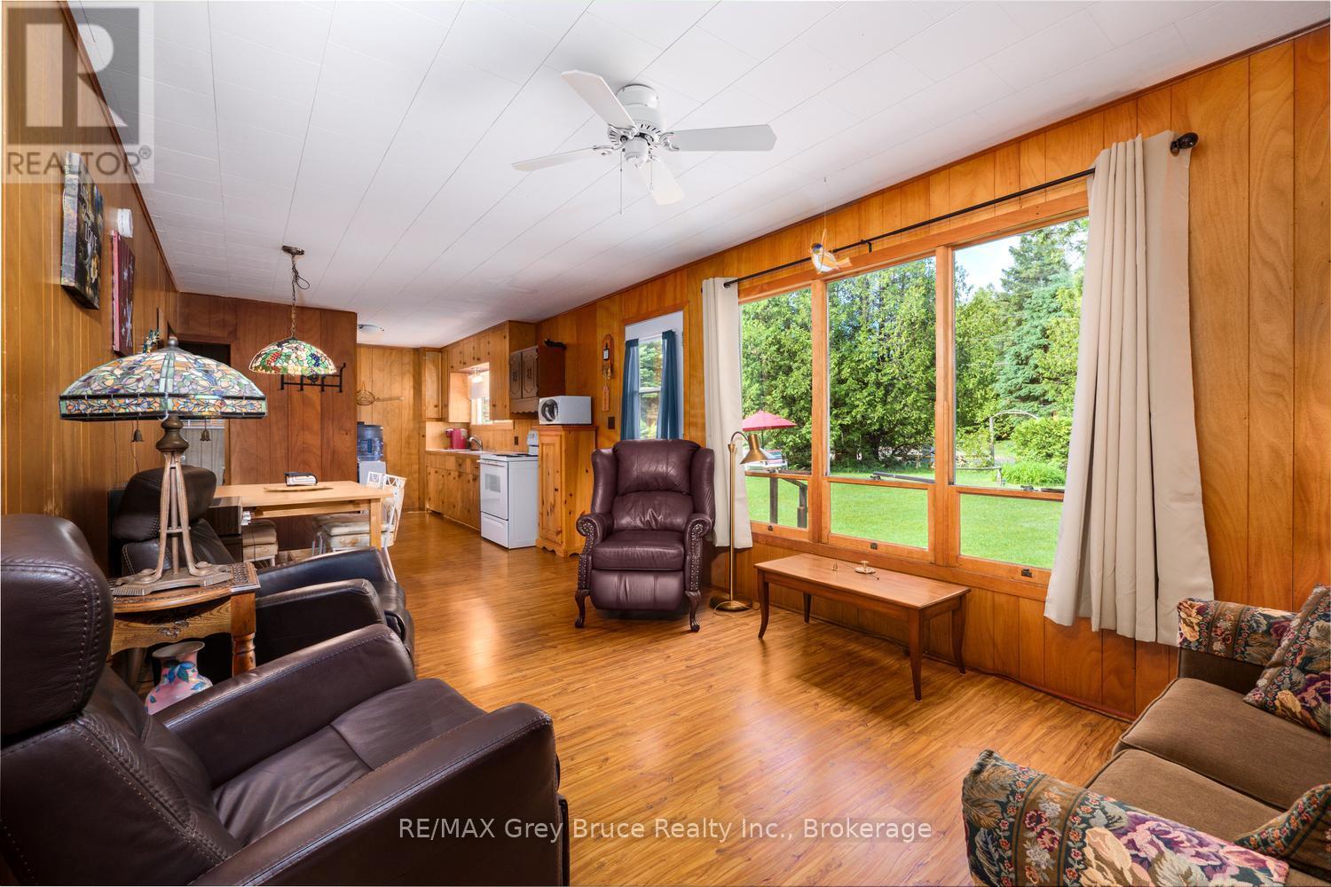 11 Eldridge Avenue, South Bruce Peninsula, Ontario  N0H 2G0 - Photo 16 - X13437918