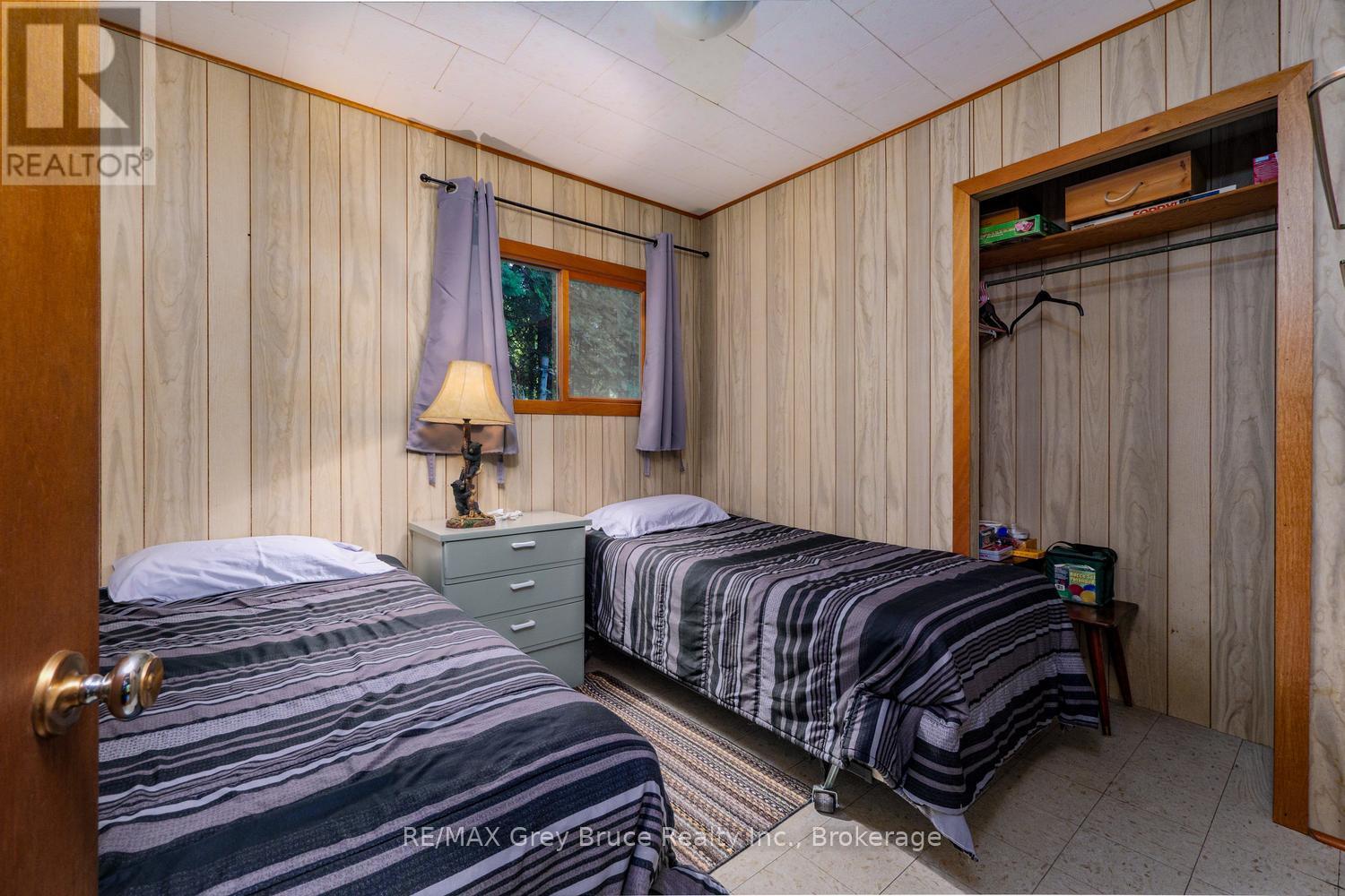 11 Eldridge Avenue, South Bruce Peninsula, Ontario  N0H 2G0 - Photo 17 - X13437918