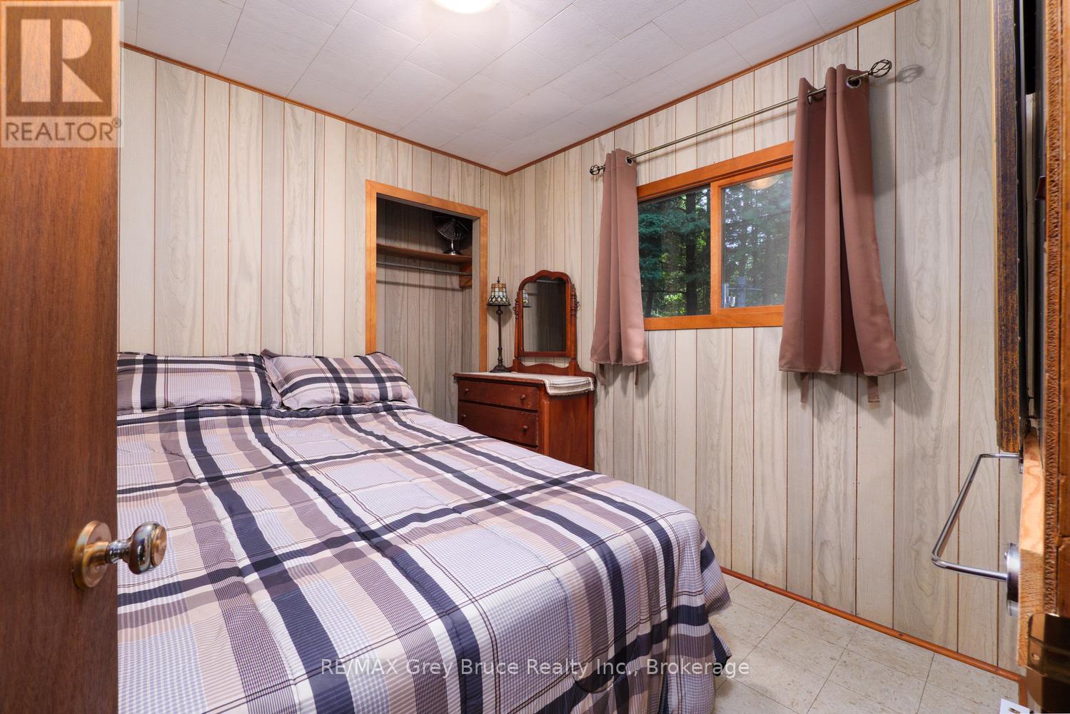 11 Eldridge Avenue, South Bruce Peninsula, Ontario  N0H 2G0 - Photo 20 - X13437918