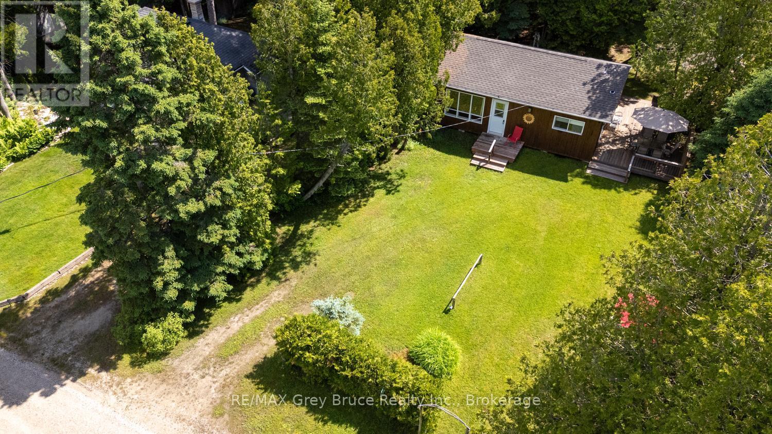 11 Eldridge Avenue, South Bruce Peninsula, Ontario  N0H 2G0 - Photo 32 - X13437918