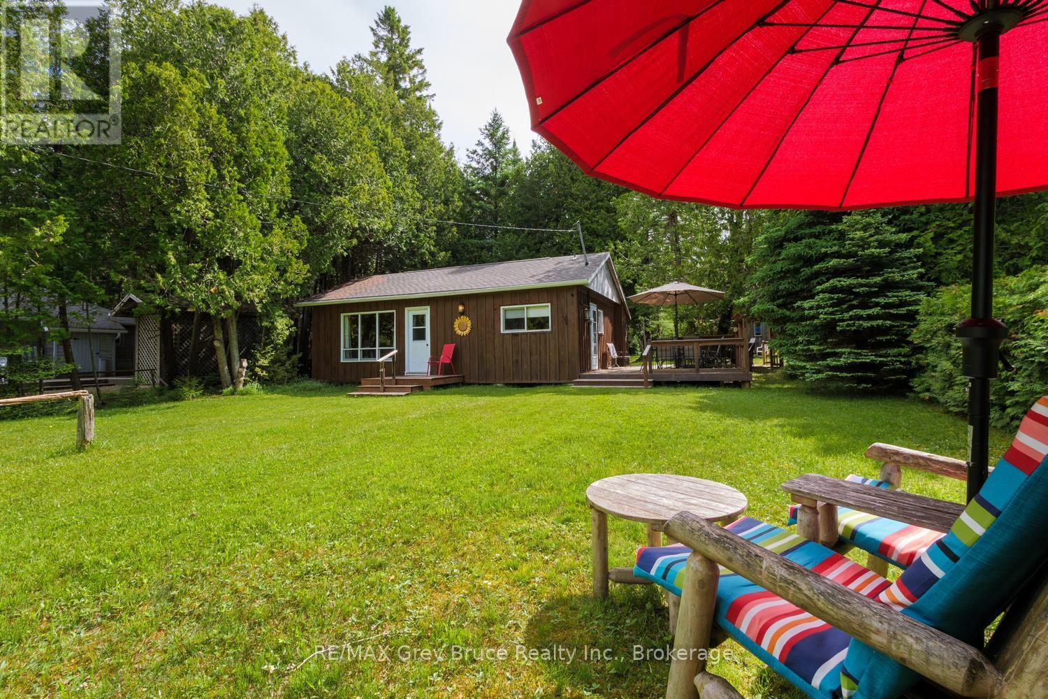 11 Eldridge Avenue, South Bruce Peninsula, Ontario  N0H 2G0 - Photo 33 - X13437918