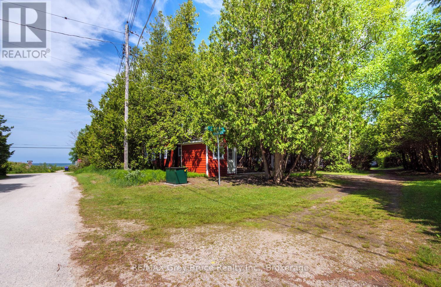 11 Eldridge Avenue, South Bruce Peninsula, Ontario  N0H 2G0 - Photo 41 - X13437918