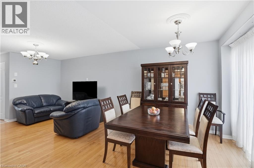 2393 Curtis Road, Burlington, Ontario  L7L 7M4 - Photo 10 - 40839120