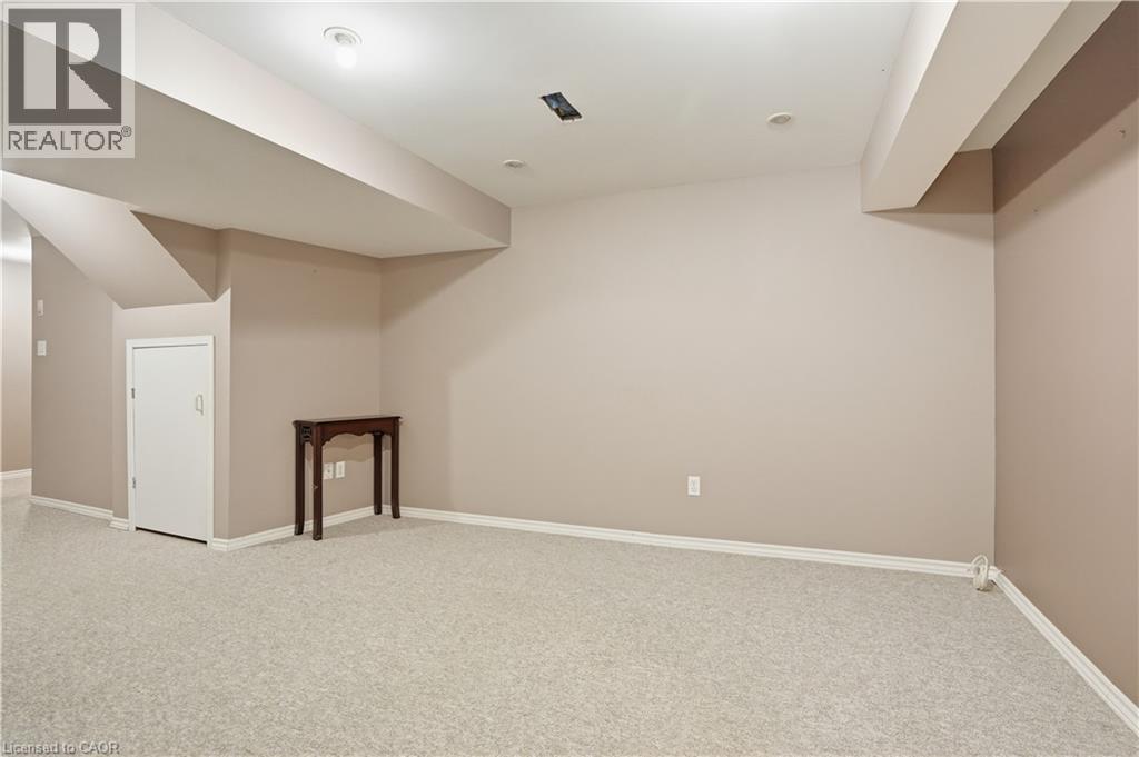 2393 Curtis Road, Burlington, Ontario  L7L 7M4 - Photo 32 - 40839120