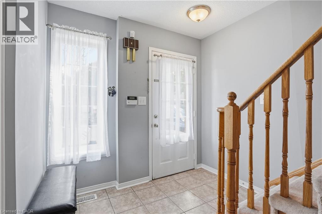 2393 Curtis Road, Burlington, Ontario  L7L 7M4 - Photo 4 - 40839120