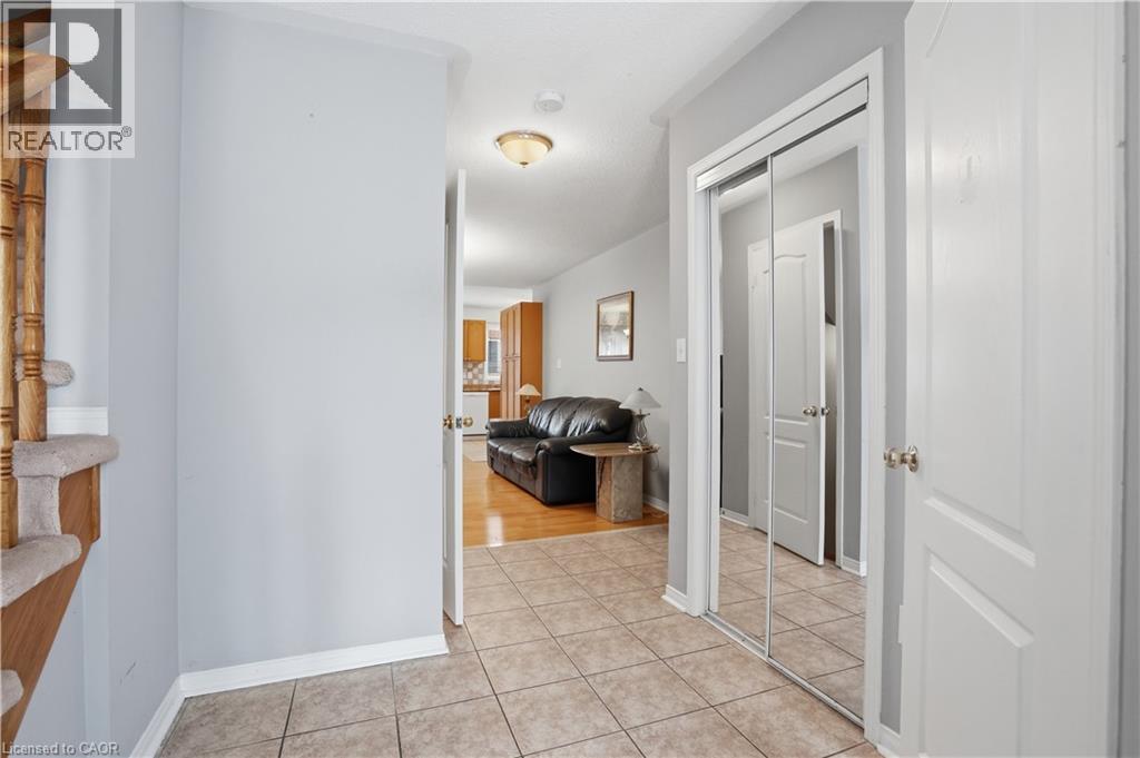 2393 Curtis Road, Burlington, Ontario  L7L 7M4 - Photo 5 - 40839120