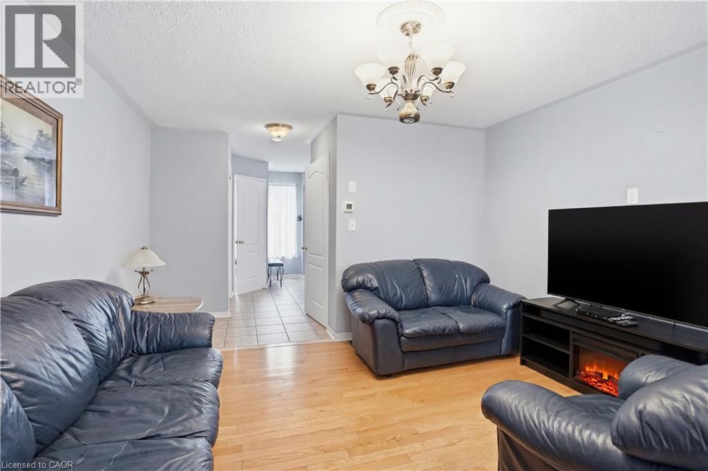 2393 Curtis Road, Burlington, Ontario  L7L 7M4 - Photo 8 - 40839120