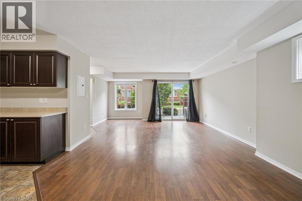 43 Hays Boulevard Unit# 4, Oakville, Ontario  L6H 0J1 - Photo 12 - 40839156