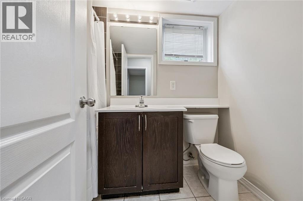 43 Hays Boulevard Unit# 4, Oakville, Ontario  L6H 0J1 - Photo 13 - 40839156