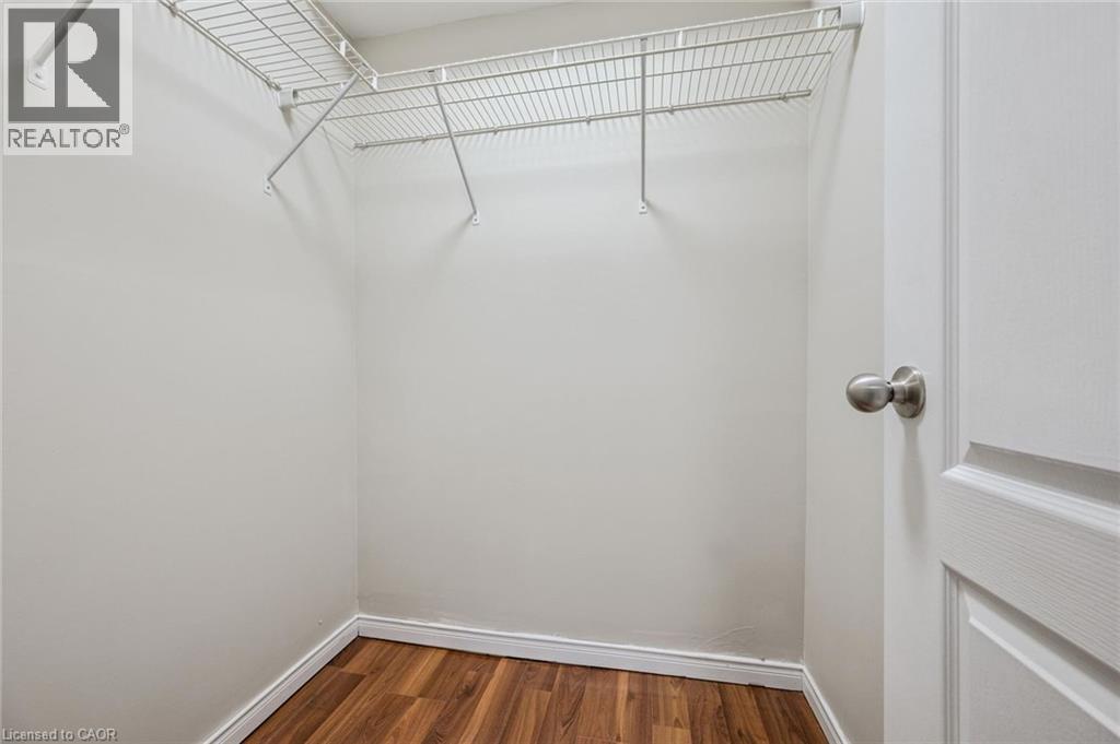 43 Hays Boulevard Unit# 4, Oakville, Ontario  L6H 0J1 - Photo 21 - 40839156