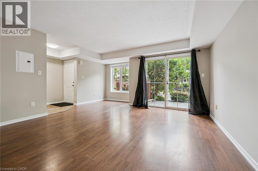 43 Hays Boulevard Unit# 4, Oakville, Ontario  L6H 0J1 - Photo 7 - 40839156