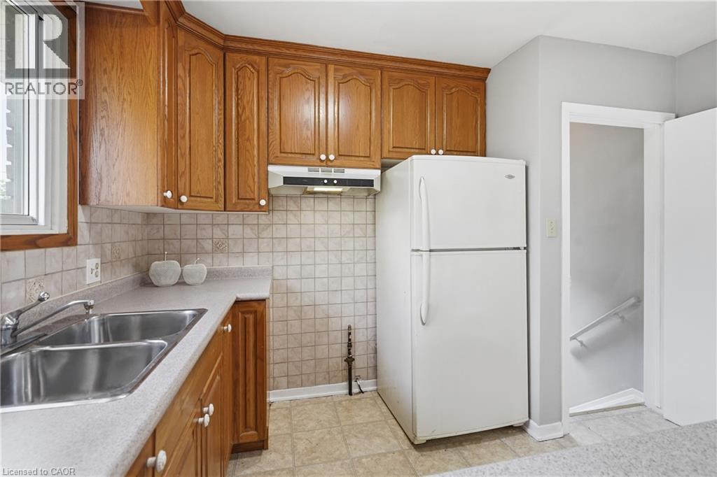 127 Wellington Street, Welland, Ontario  L3B 1B2 - Photo 14 - 40839367