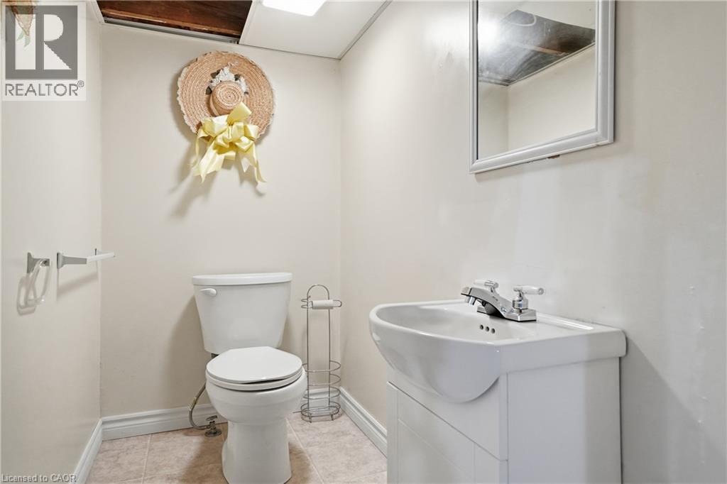 127 Wellington Street, Welland, Ontario  L3B 1B2 - Photo 26 - 40839367