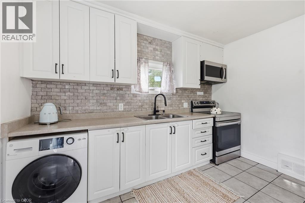 15 West 1st Street, Hamilton, Ontario  L9C 3B5 - Photo 13 - 40839056