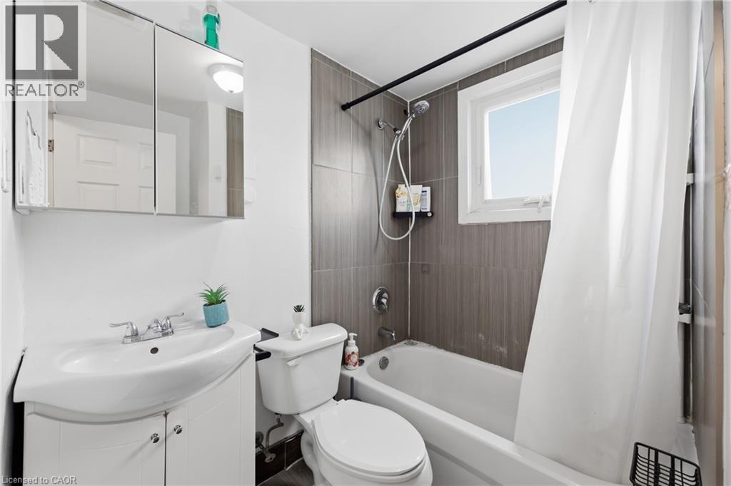 15 West 1st Street, Hamilton, Ontario  L9C 3B5 - Photo 25 - 40839056