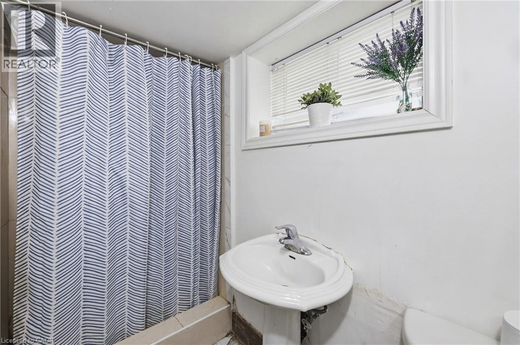 15 West 1st Street, Hamilton, Ontario  L9C 3B5 - Photo 32 - 40839056