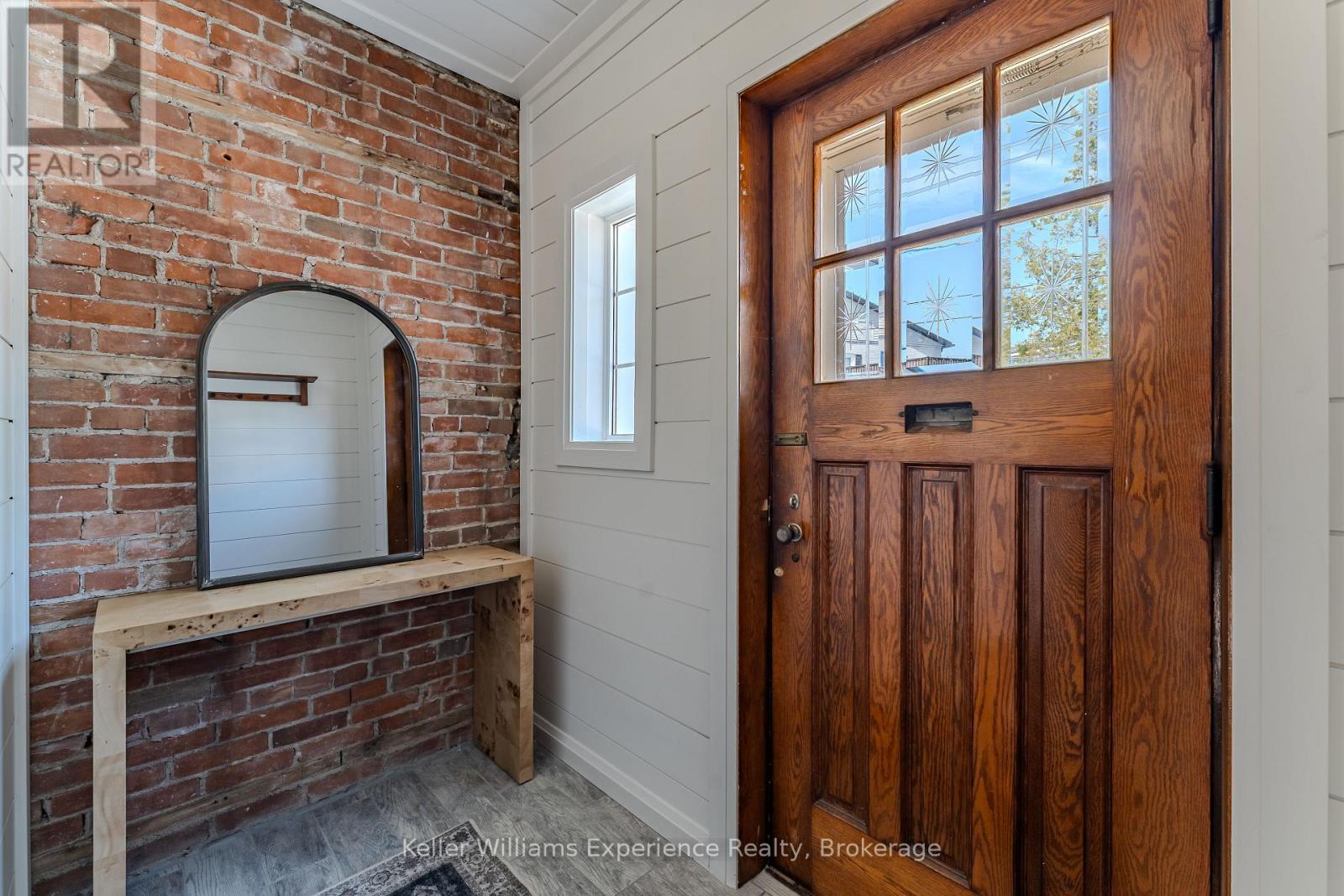 211 5th Street E, Owen Sound, Ontario  N4K 1C6 - Photo 4 - X13438560