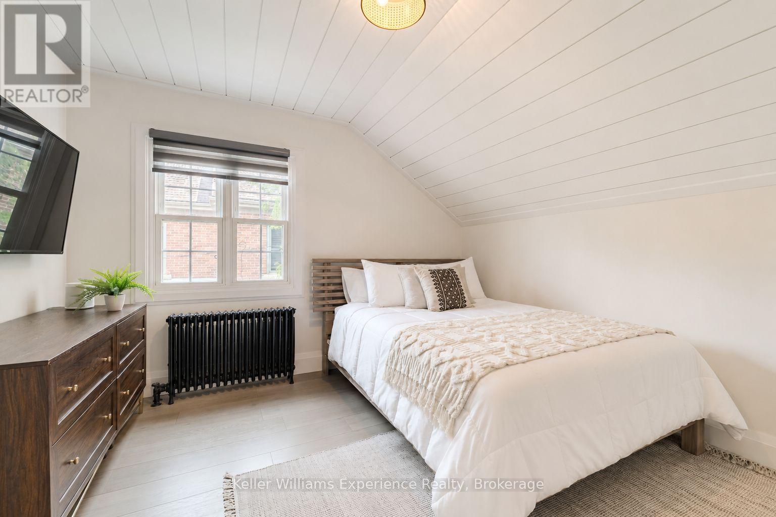 211 5th Street E, Owen Sound, Ontario  N4K 1C6 - Photo 43 - X13438560