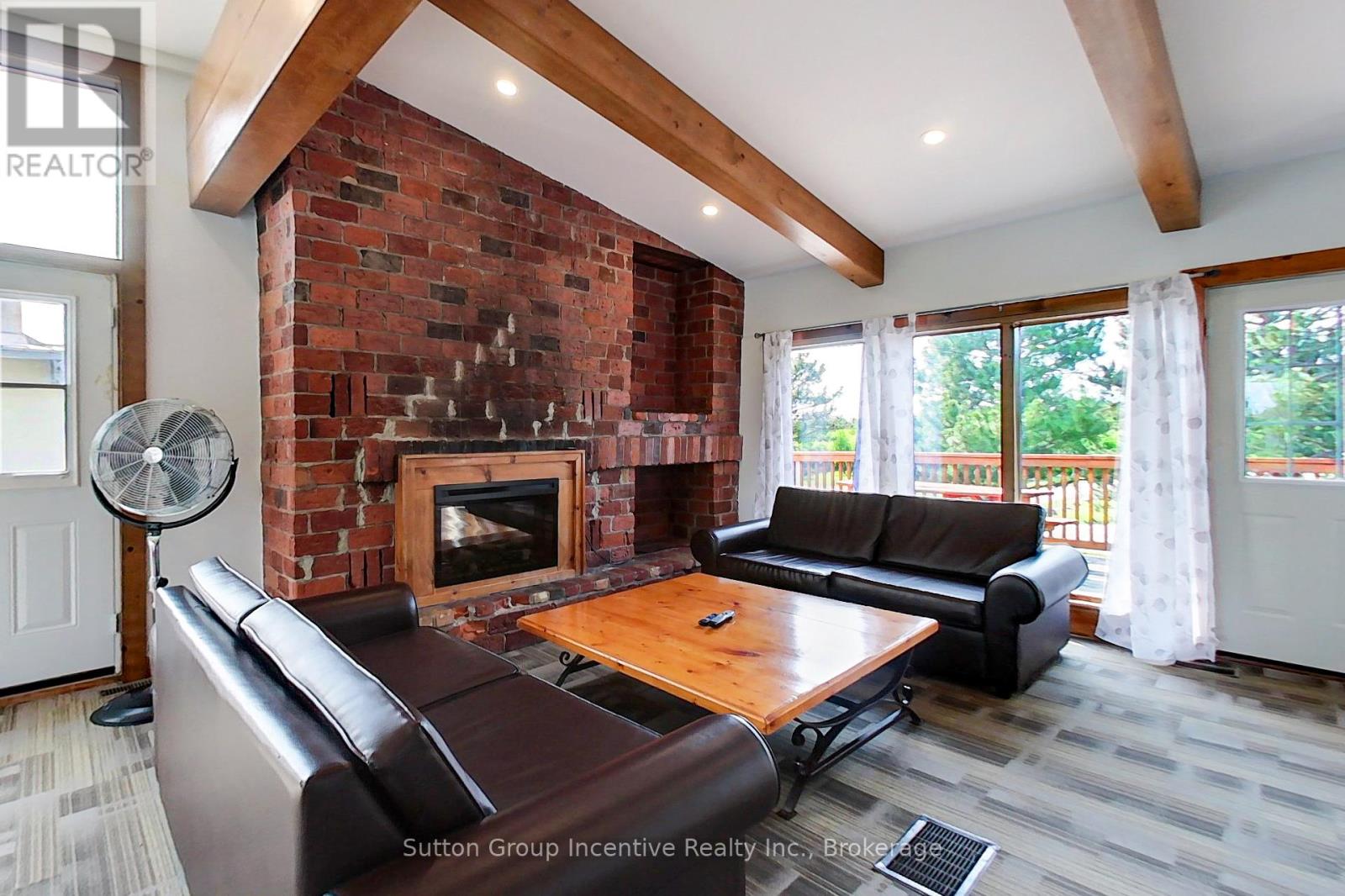 151 Tyrolean Lane, Blue Mountains, Ontario  L9Y 0N3 - Photo 3 - X13438820