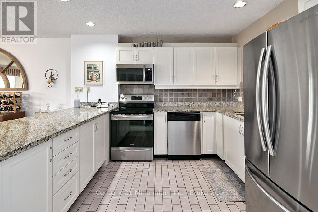 500 Oxbow Crescent, Collingwood, Ontario  L9Y 5B4 - Photo 2 - S13438980