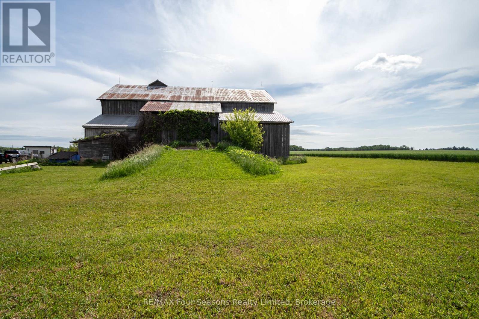 5803 26 Highway, Clearview, Ontario  L0M 1S0 - Photo 34 - S13439086