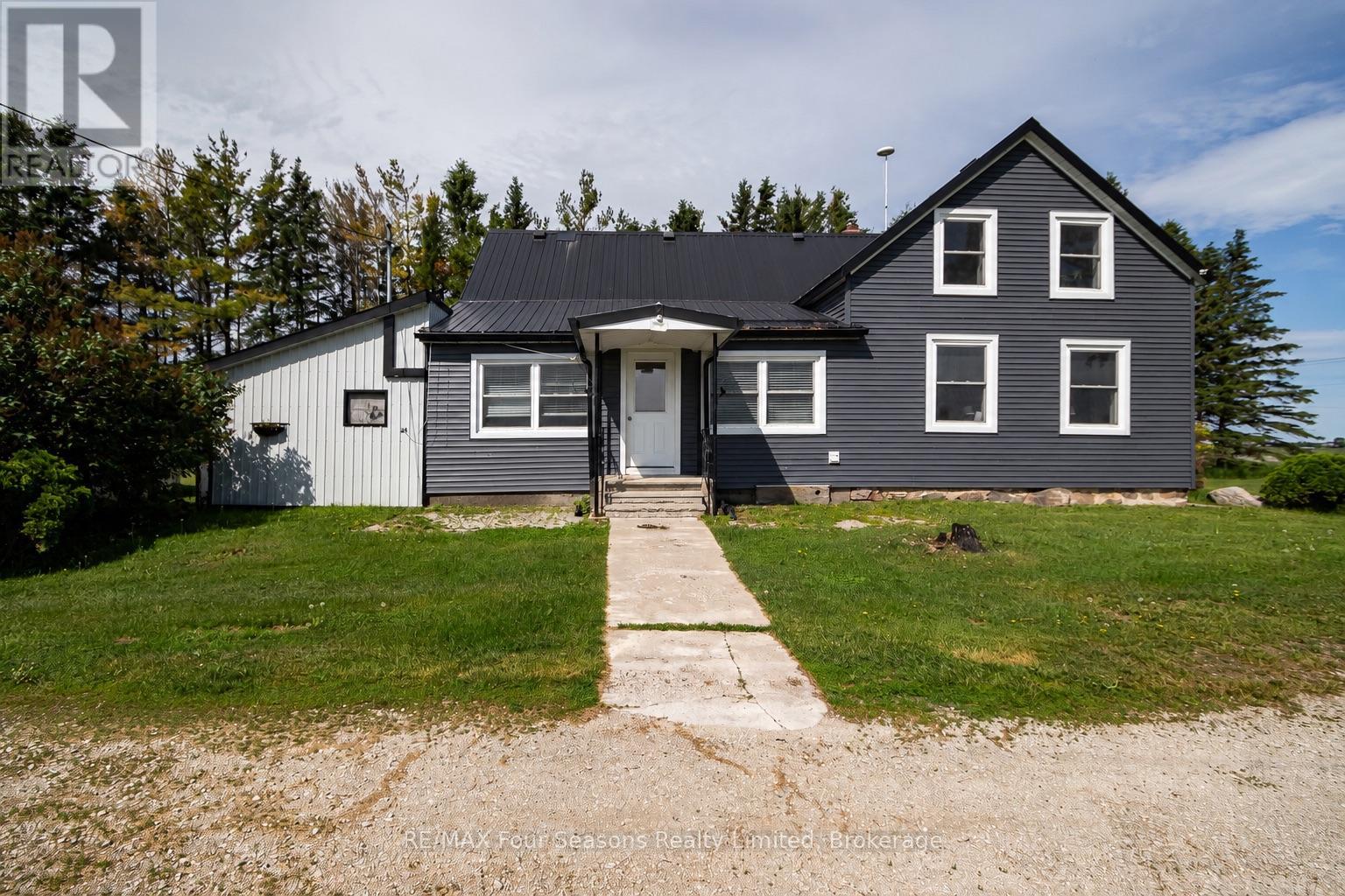 5803 26 Highway, Clearview, Ontario  L0M 1S0 - Photo 7 - S13439086