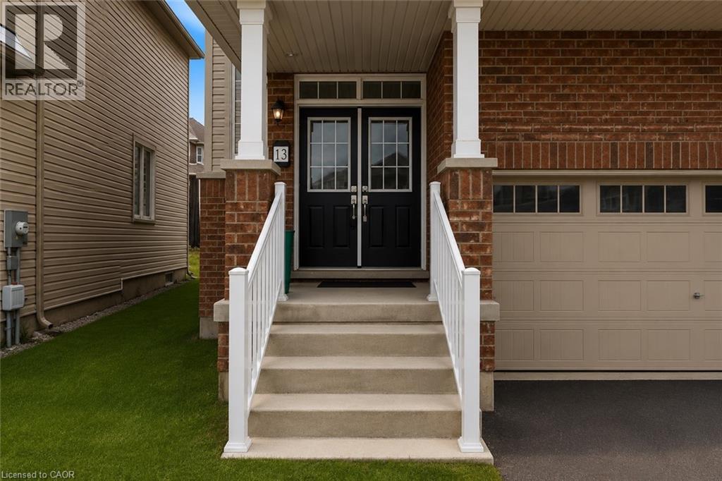 13 Steven Drive, Thorold, Ontario  L3B 0G7 - Photo 4 - 40836838