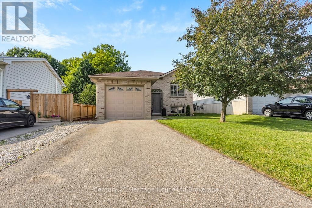 14 Herford Street, Tillsonburg, Ontario  N4G 4V2 - Photo 2 - X13439652