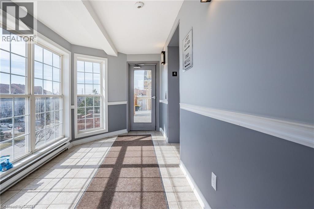 4015 Kilmer Drive Unit# 406, Burlington, Ontario  L7M 4M4 - Photo 4 - 40839401